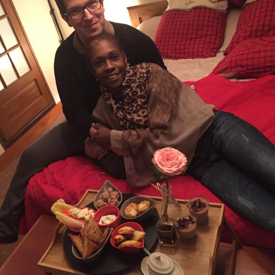 Luxury Next To Eiffel Tower In The Center Of -